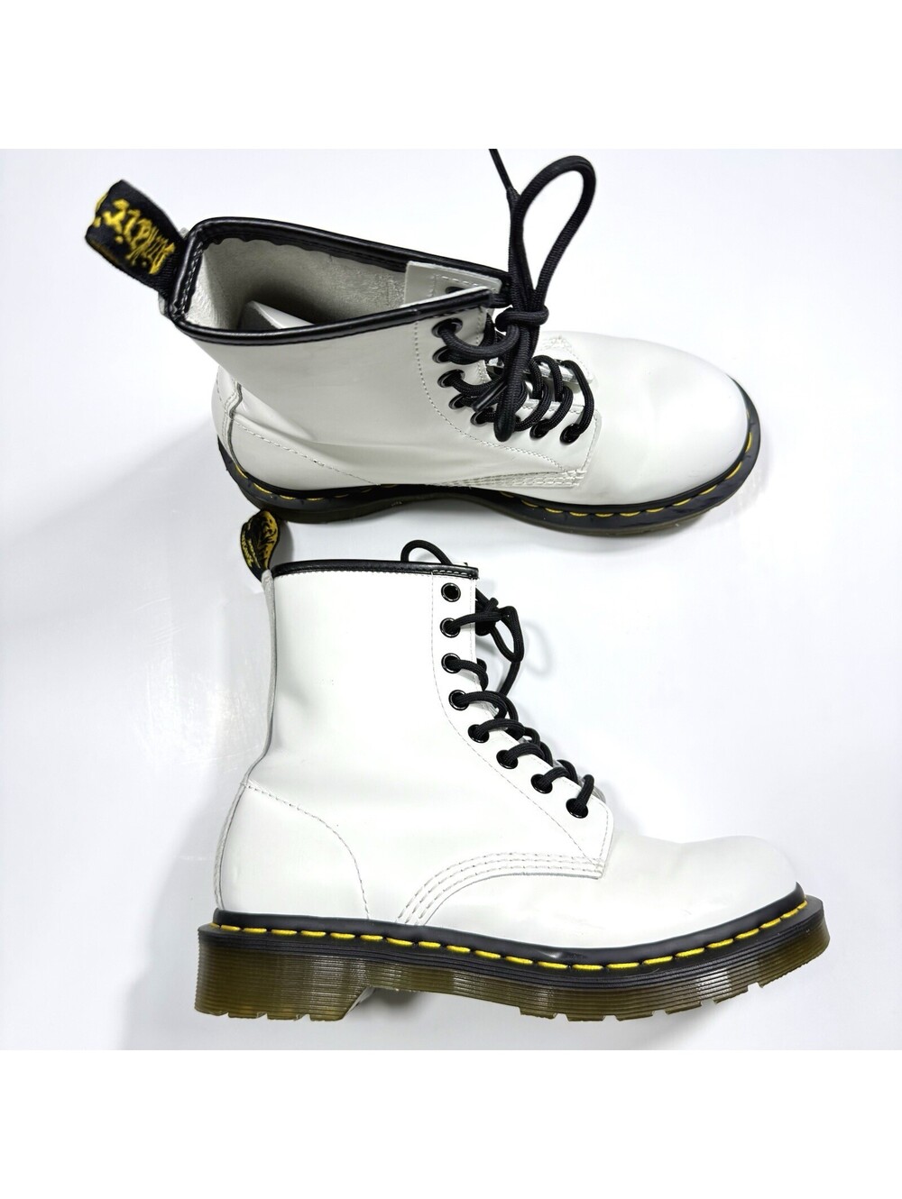 NEW Womens Doc Martens White Air Wair Bouncing Soles Leather Boots 11821 Size 6